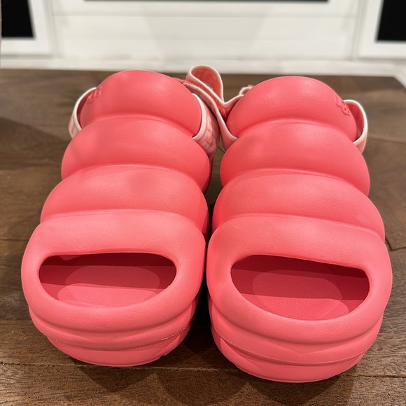 UGG Aww Yeah Slingback Platform Sanda - Picture 5 of 7